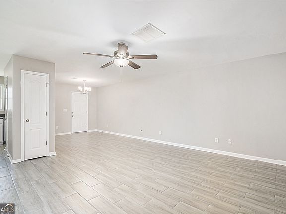 3rd image of 6515 Snowbird Ln