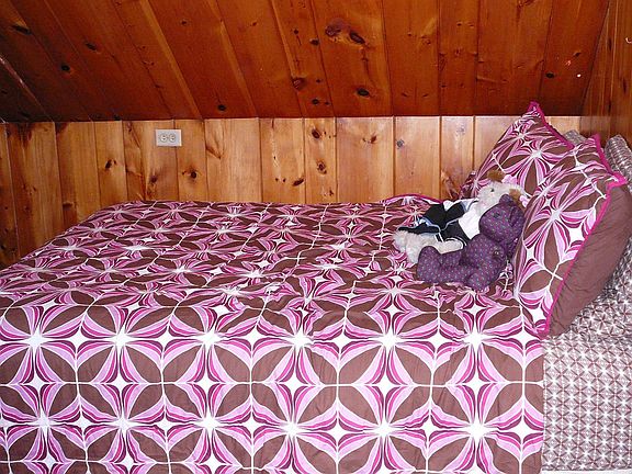 bedroom with HW floors