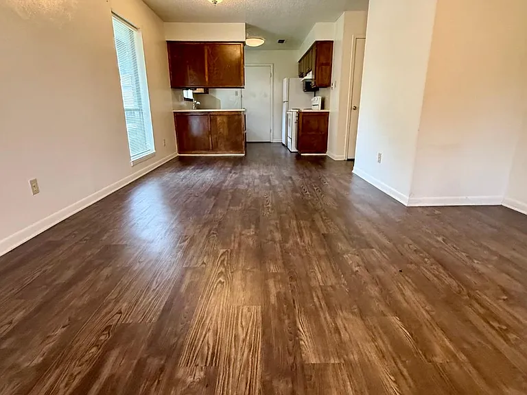 1734 Preston Dr #1732 — Photo 4