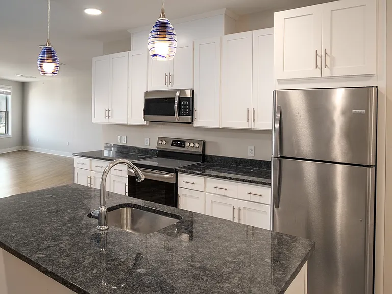 216 S Division St #307 — Photo 3
