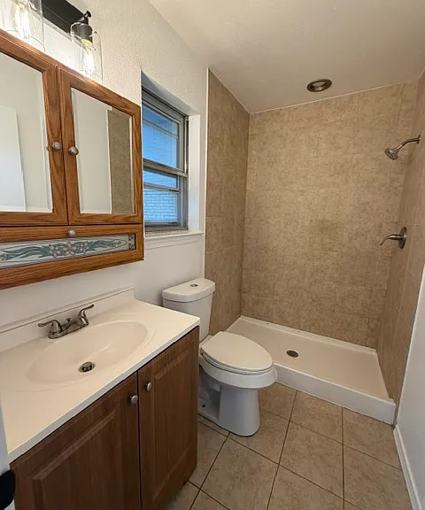 1007 S 29th St — Photo 16