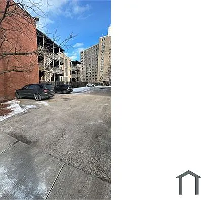 909 E 40th St #301 — Photo 2