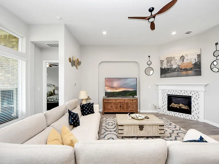 24003 Cannon Anello Ct — Photo 10