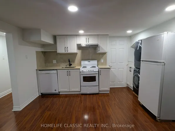 230 Alsace Rd, Richmond Hill, ON L4C 2W8