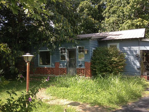 4th image of 5070 Main St