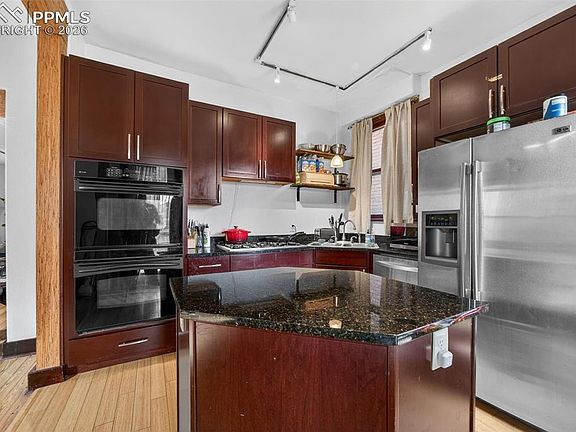 4th image of 308 Inca St