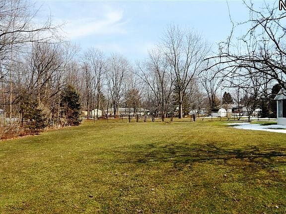 4th image of 18622 Stafford Dr