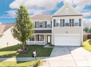 13820 Plowdon Ct, Charlotte, NC 28215