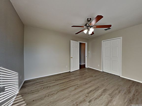 4th image of 419 Cardinal Way