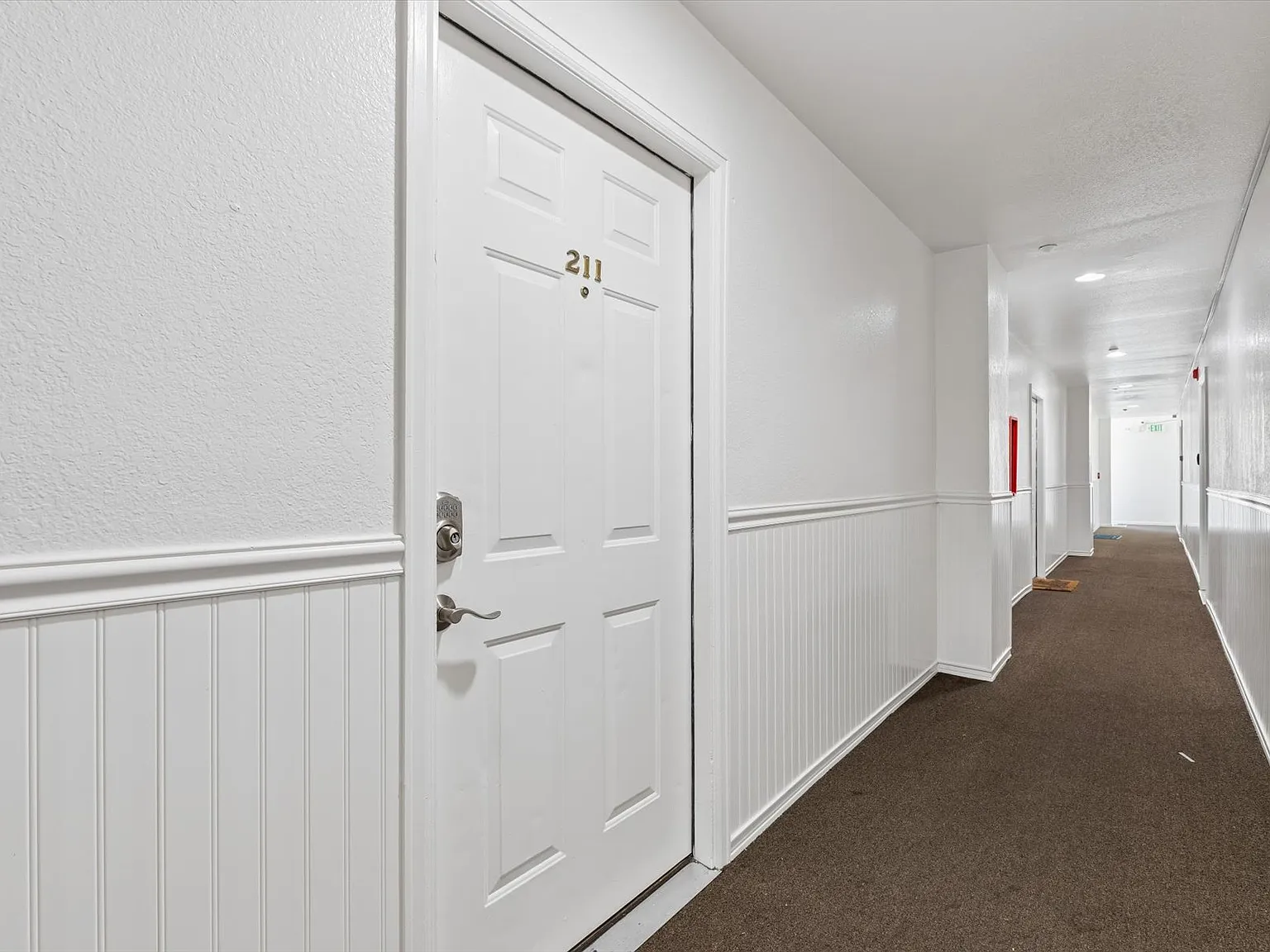 2 bed, 795 sqft, $3,200 — Photo 2