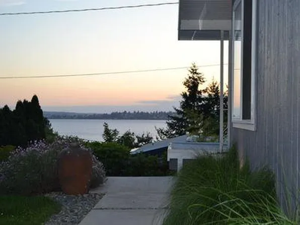 10220 NE 58th St, Kirkland, WA 98033