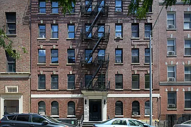 245 East 30th Street in Kips Bay