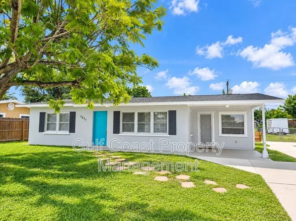 5811 18th St W, Bradenton, FL 34207