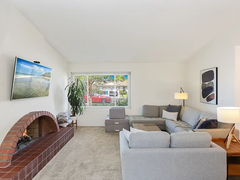 15442 Maryknoll St — Photo 7