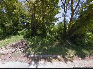 935 Wauceda Ave, Benton Harbor, MI 49022