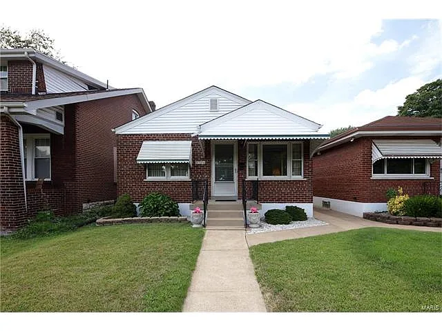 3736 Loughborough Ave photo 1