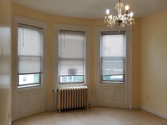 2nd image of 140 Highland Ave #1
