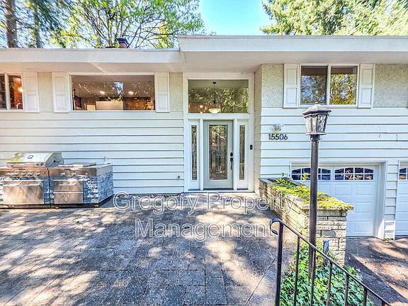 5th image of 15506 Juanita Dr NE