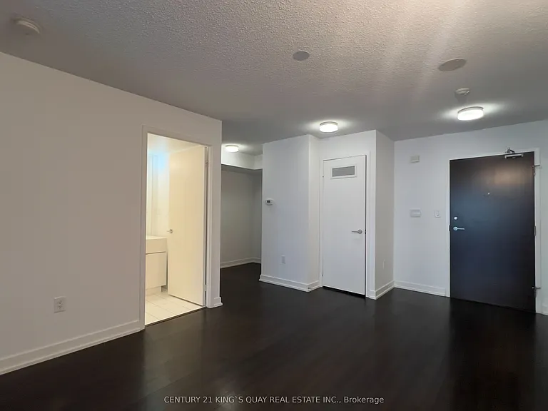 151 Dan Leckie Way #836 — Photo 7
