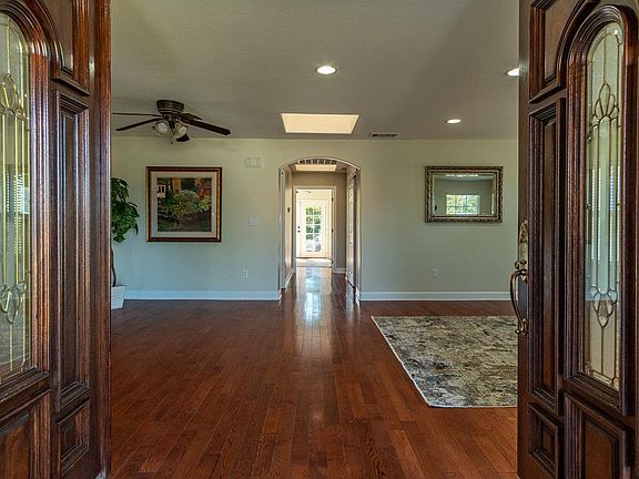 5th image of 14760 McVay Ave
