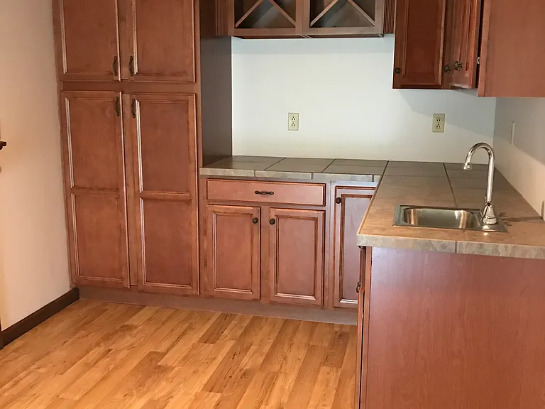 1130 Valleyview Dr — Photo 27