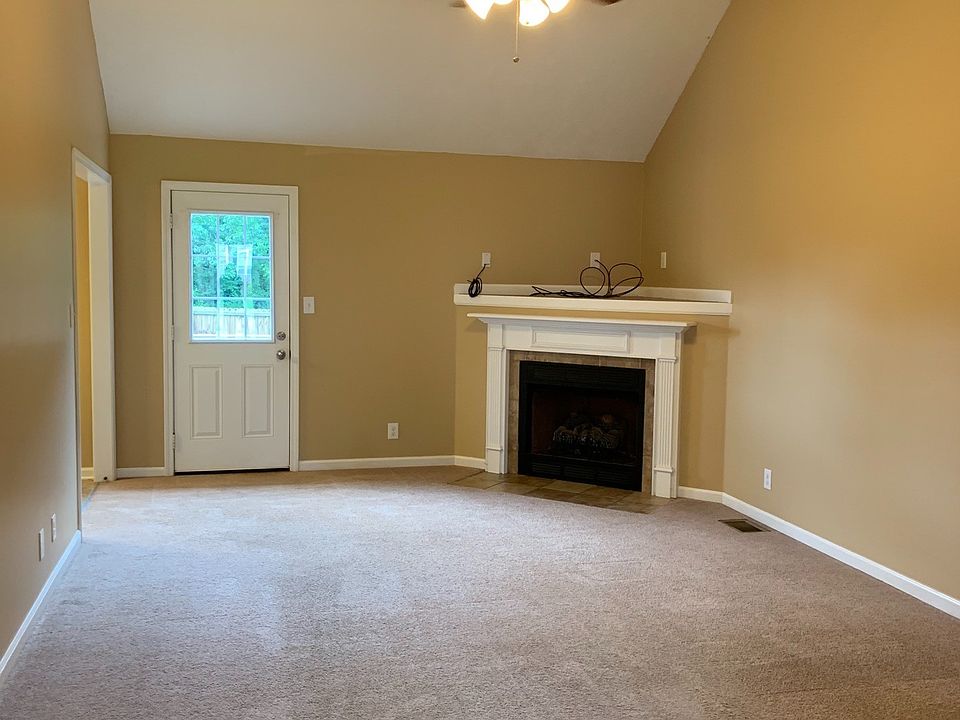 1st image of 1017 Freedom Dr