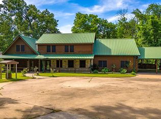 1000 W Polk St, Livingston, TX 77351