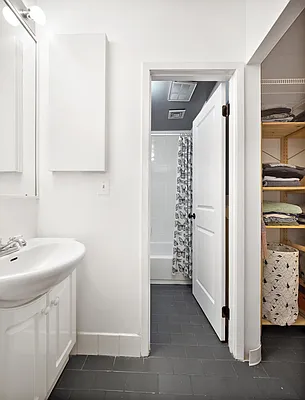 Rented by Compass | media 12