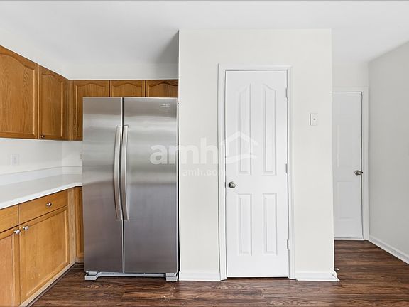 3rd image of 10325 Turkey Point Dr