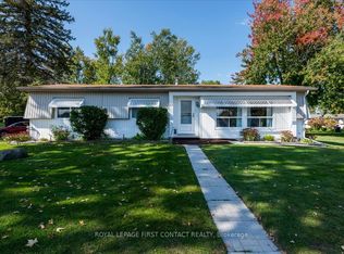 22 Nature Trail Rd, Innisfil, ON L9S1N4