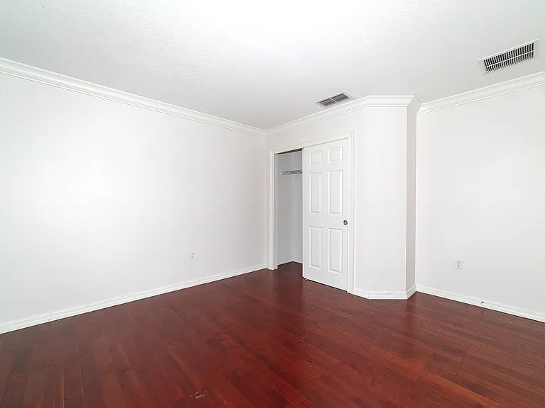 10124 Malpas Point — Photo 23