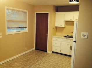 524 Circle Dr, University Park, IL