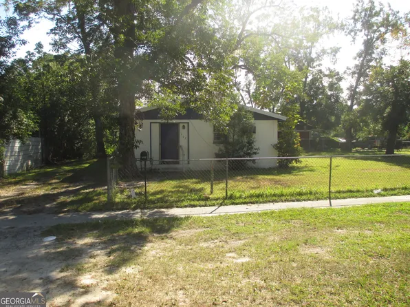 502 Garlington Ave, Waycross, GA 31503