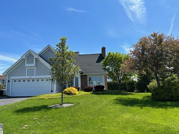 2nd image of 35 Hayfield Way #35