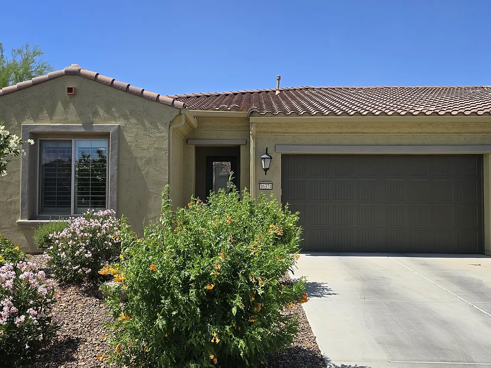 16374 W Amelia Dr