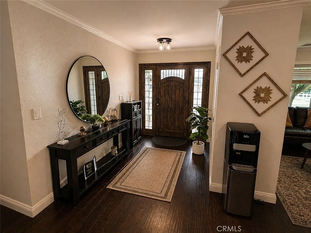 3 bed, 1867 sqft, $7,500 — Photo 3