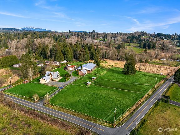 2nd image of 11205 159th Avenue SE