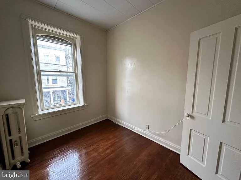 414 S Potomac St — Photo 42