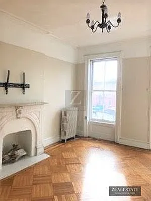 Rented by ZealEstate Group Inc | media 3