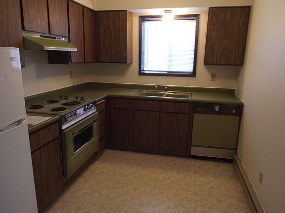 4th image of 13205 E Skyview Ave