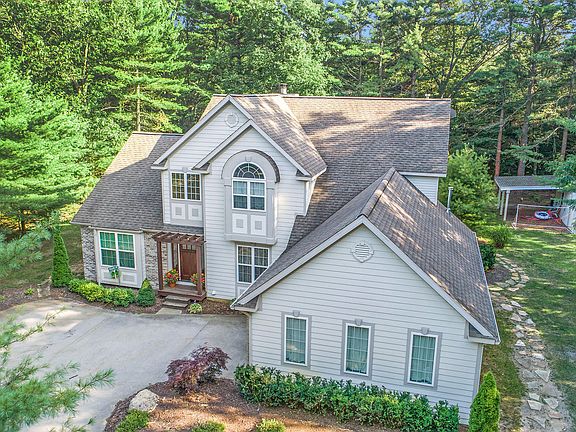 4th image of 5235 Beechwood Dr