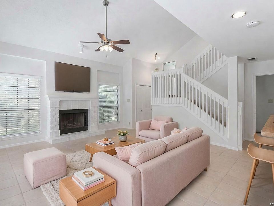 1st image of 17226 Old Lyme #1802