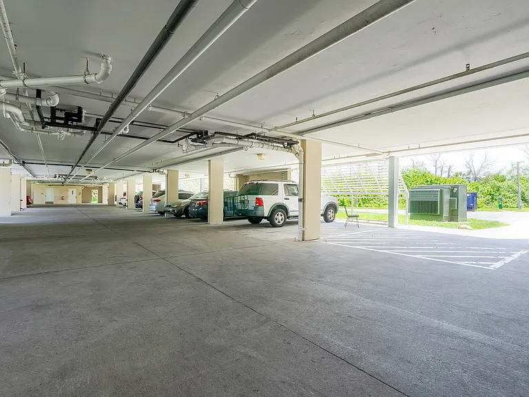 Landings of St. Andrew Senior Apartments — Photo 12