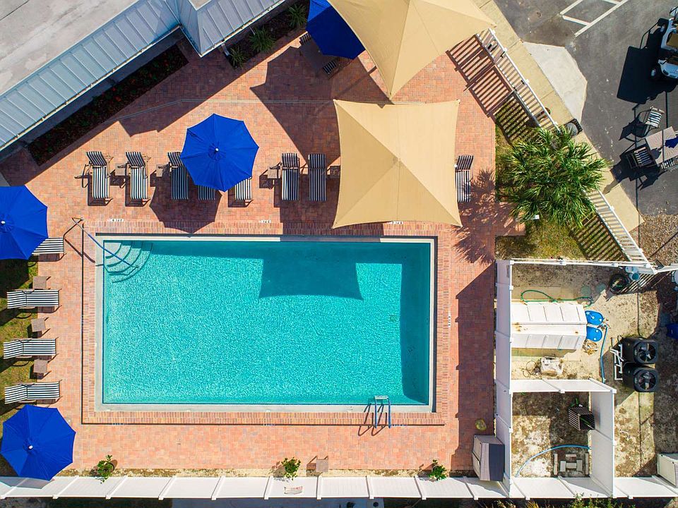 1st image of 14709 Shadowwood Blvd #21S