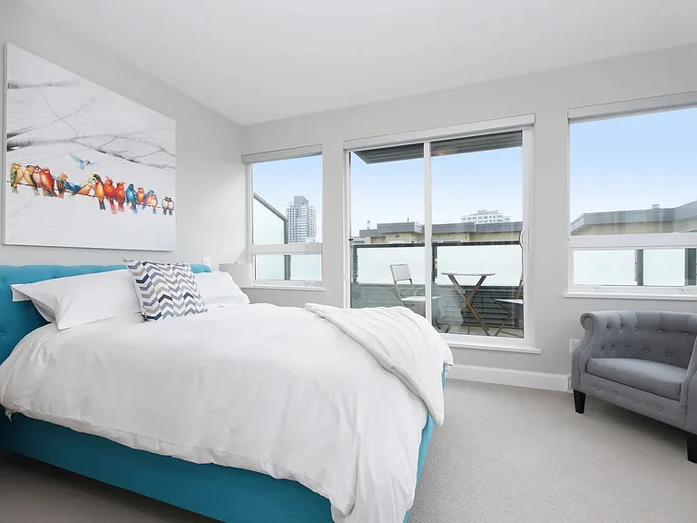 595 Pandora Ave #404 — Photo 9