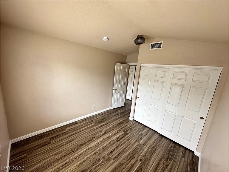 2024 Shining Feather Ln — Photo 30