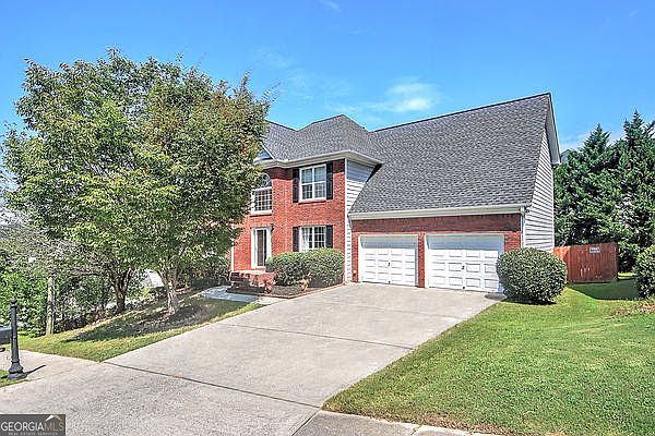 1st image of 1525 Farmlake Dr SE