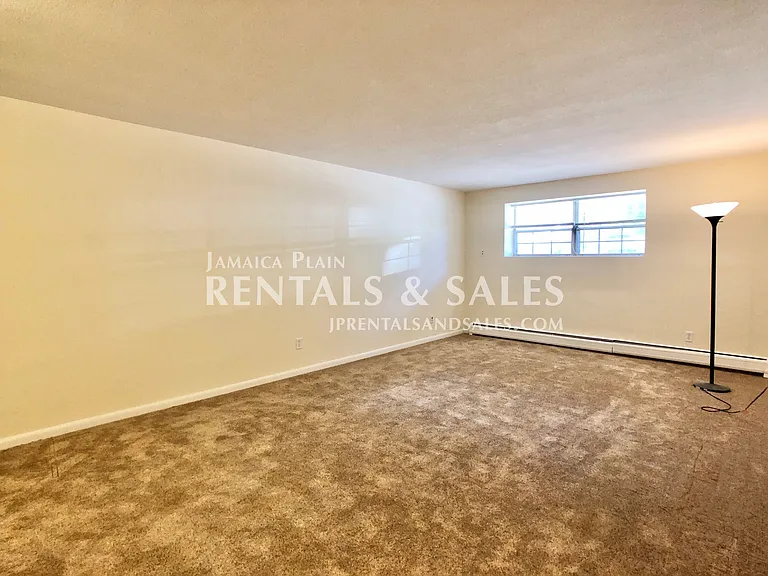 804 Centre St #5 — Photo 5