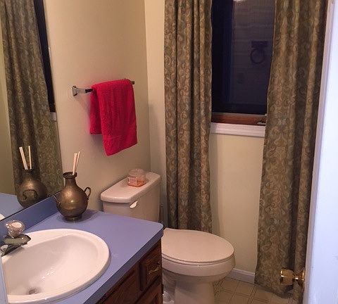 3rd image of 17009 Greenwood Dr