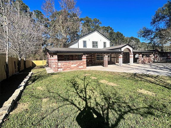 5th image of 10811 River Oaks Dr